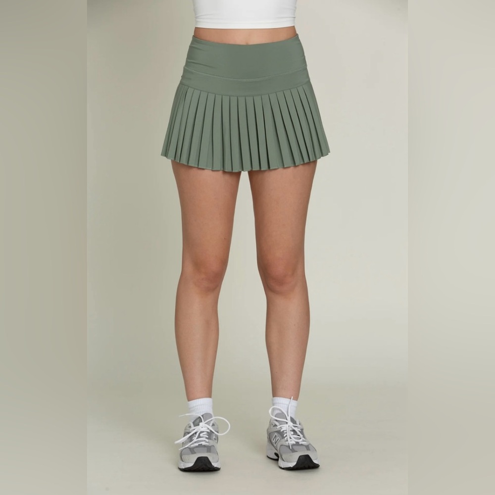 Gold Hinge Tennis Skirt